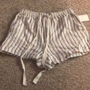 Stripped Woven shorts